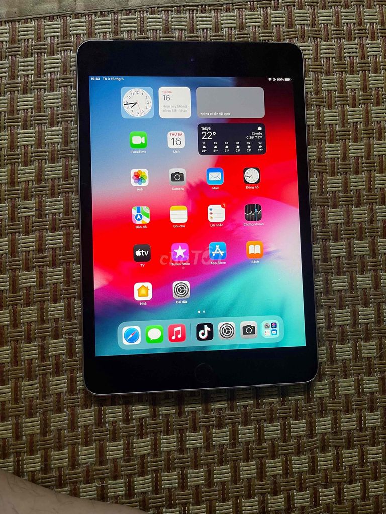 Apple iPad mini 4 16gb. Mua bán Máy tính bảng tại Huyện Nhà Bè Tp Hồ Chí Minh được đăng bởi Thắng 88  hình 1