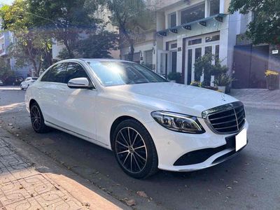 Toyota Hà Đông bán Mercedes C300 AMG 2019 - 3,5vkm. Mua bán Ô tô tại Quận Hà Đông Hà Nội được đăng bởi Toyota Hà Đông Tsure