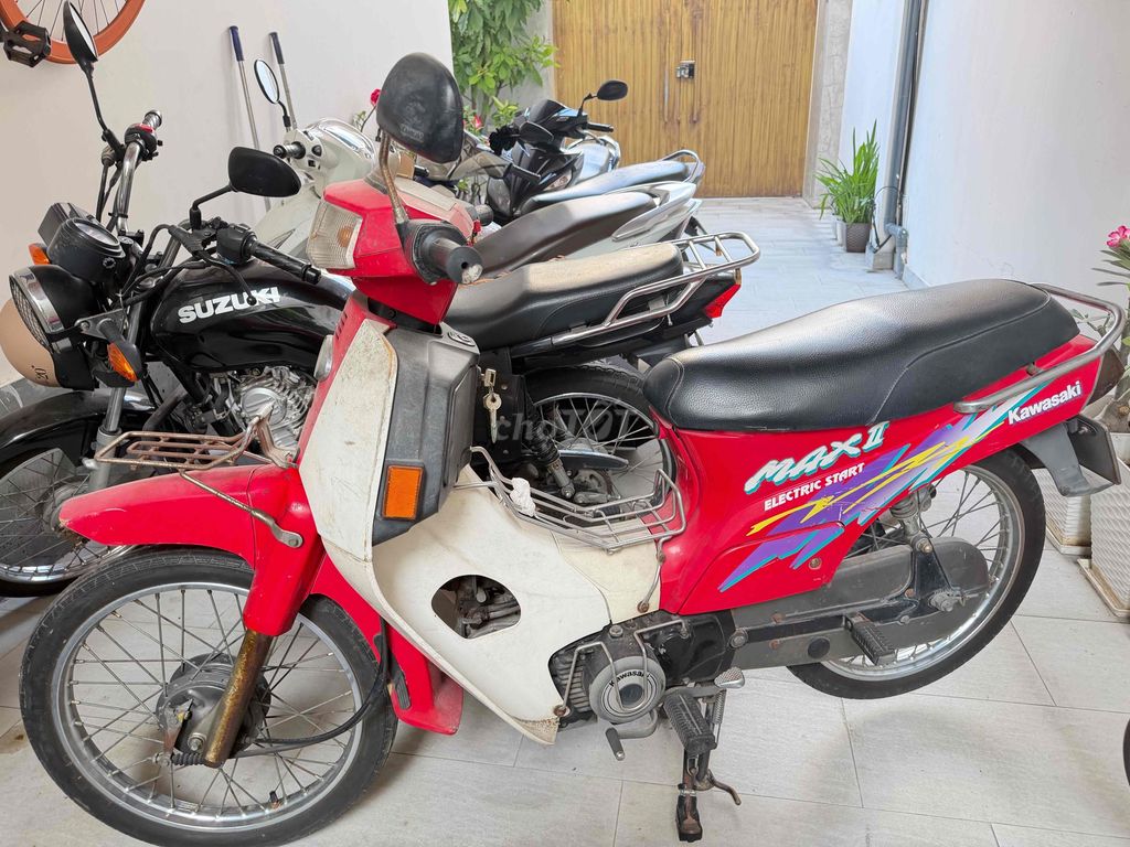 Kawasaki Max Đỏ Nhập khẩu