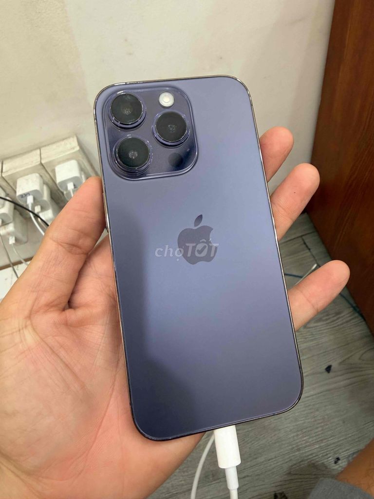 Apple iPhone 14 Pro 256GB Tím Mỹ 99%. Mua bán Điện thoại tại Quận Gò Vấp Tp Hồ Chí Minh được đăng bởi Cửa Hàng ĐTDĐ KHA MOBILE hình 1