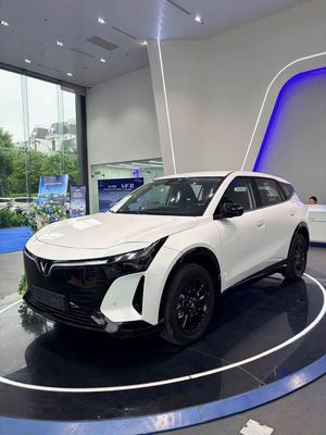 VinFast VF8 ALL NEW Trả Trước 159tr