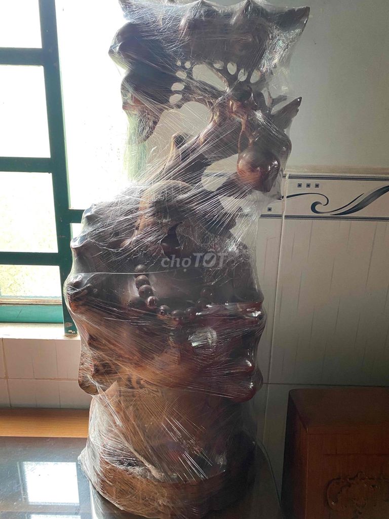 Tượng gỗ Di Lặc tạc đào tiên 72x100cm. Mua bán Đồ sưu tầm, đồ cổ tại Thành phố Thủ Dầu Một Bình Dương được đăng bởi Lê phương BDS TDM BD hình 1