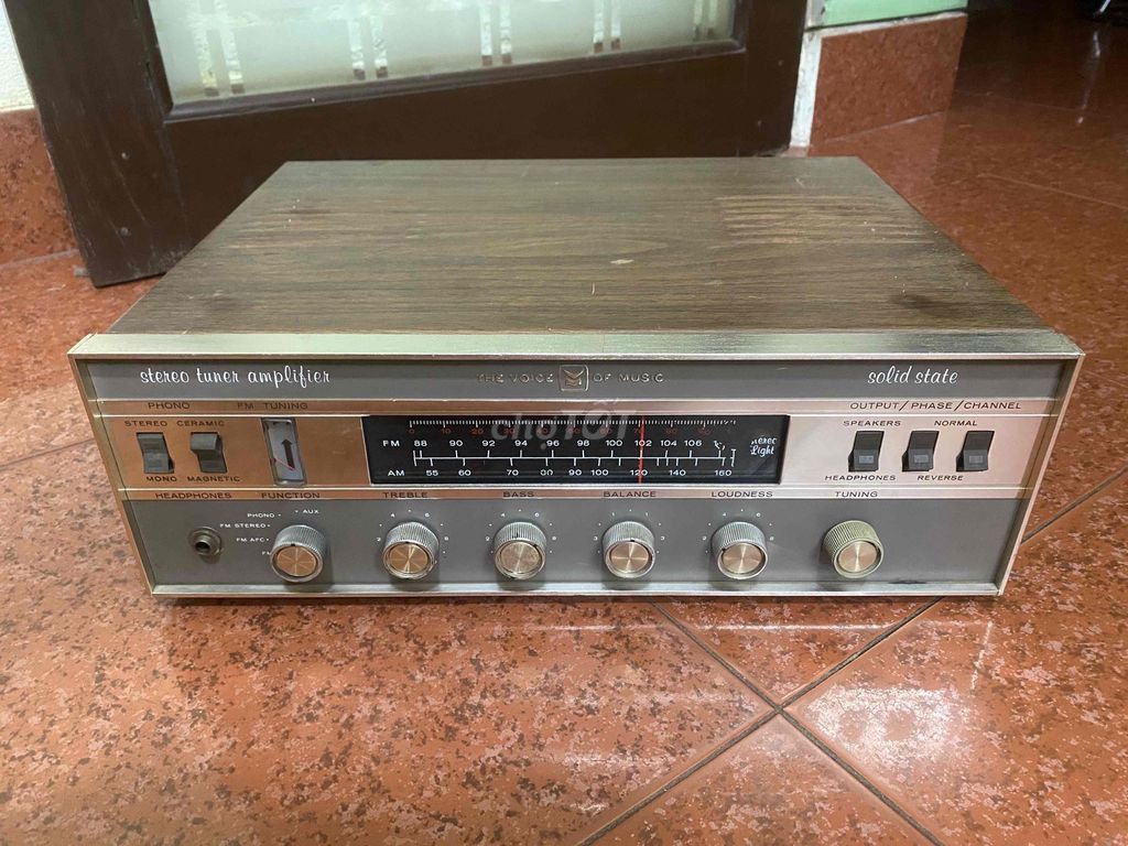 Ampli Voice of Music 1484-2. Mua bán Tivi, Âm thanh tại Quận Lê Chân Hải Phòng được đăng bởi nguyễn đình trung hình 1