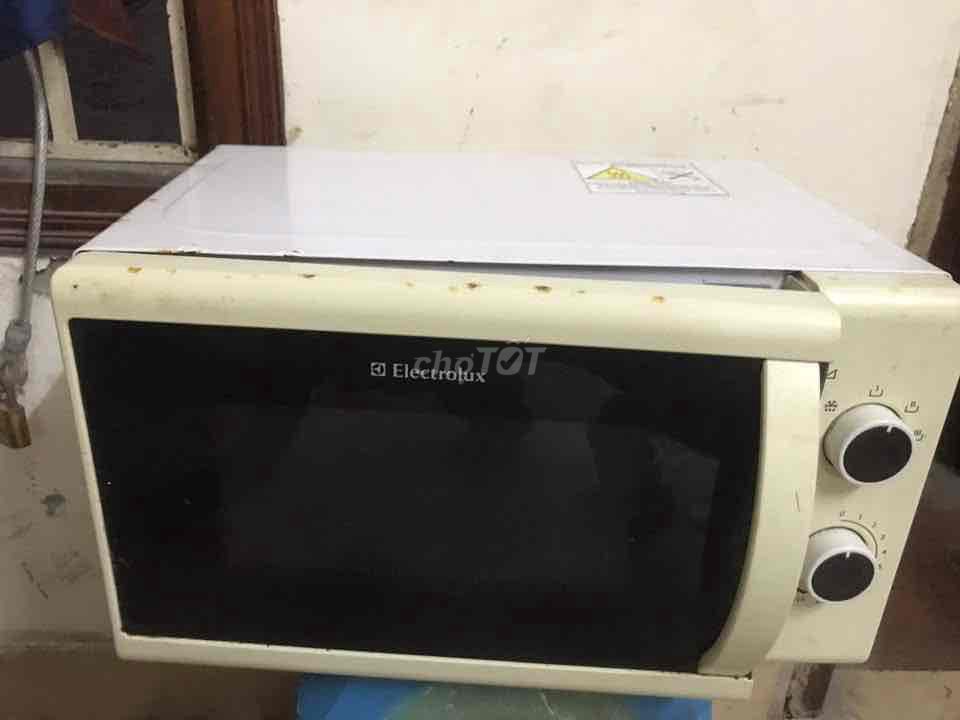 lò vi sóng electrolux 20L nhỏ gọn