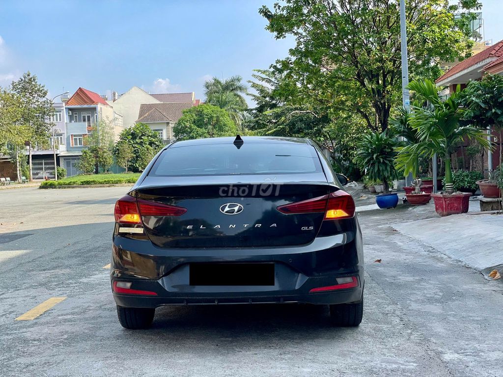 Hyundai Elantra 2019 1.6 AT - 100000 km. Mua bán Ô tô tại Thành phố Dĩ An Bình Dương được đăng bởi Siêu Thị Ô Tô Bình Dương  hình 5