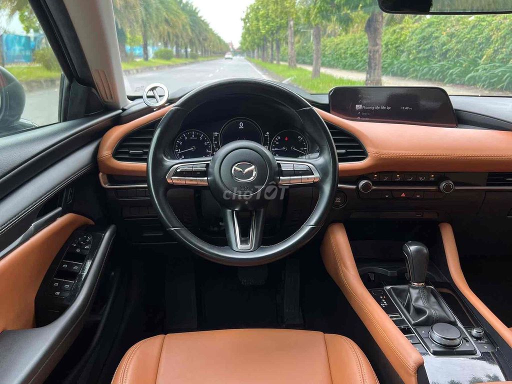 Mazda 3 2020 1.5L Deluxe - 64000 km. Mua bán Ô tô tại Quận Long Biên Hà Nội được đăng bởi Trang Gala hình 9