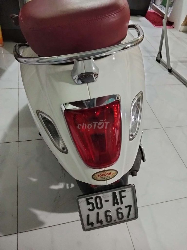 Piaggio Vespa Primavera 2015, белый, Италия