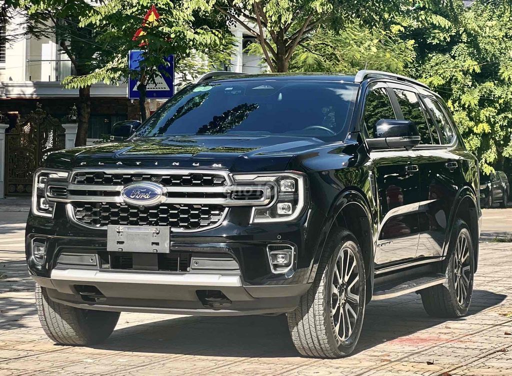Форд Эверест Платинум 2.0L 4x4, производство 2025 г.