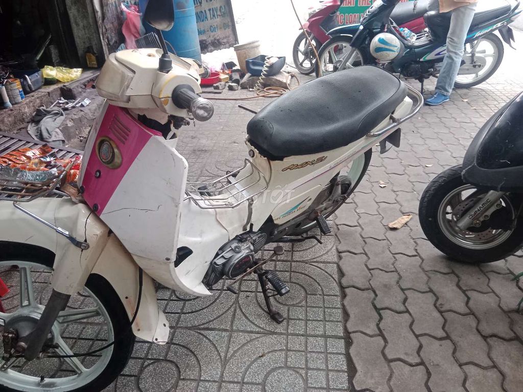 Max 50 khôg cần bằng lái. Mua bán Xe máy tại Huyện Hóc Môn Tp Hồ Chí Minh được đăng bởi thanh vương hình 1