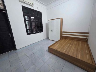 Room 23 m² · Đường Lạc Long Quân
