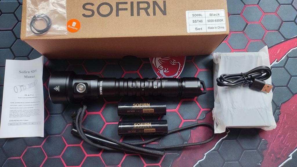 Đèn pin lặn Sofirn SD09L 6800 lumen