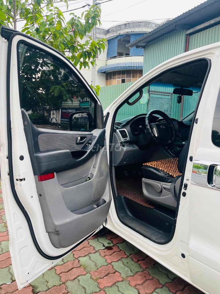 Không xài cần bán Hyundai Grand Starex H1 2011 6c. Mua bán Ô tô tại Quận 8 Tp Hồ Chí Minh được đăng bởi Chiến hình 7