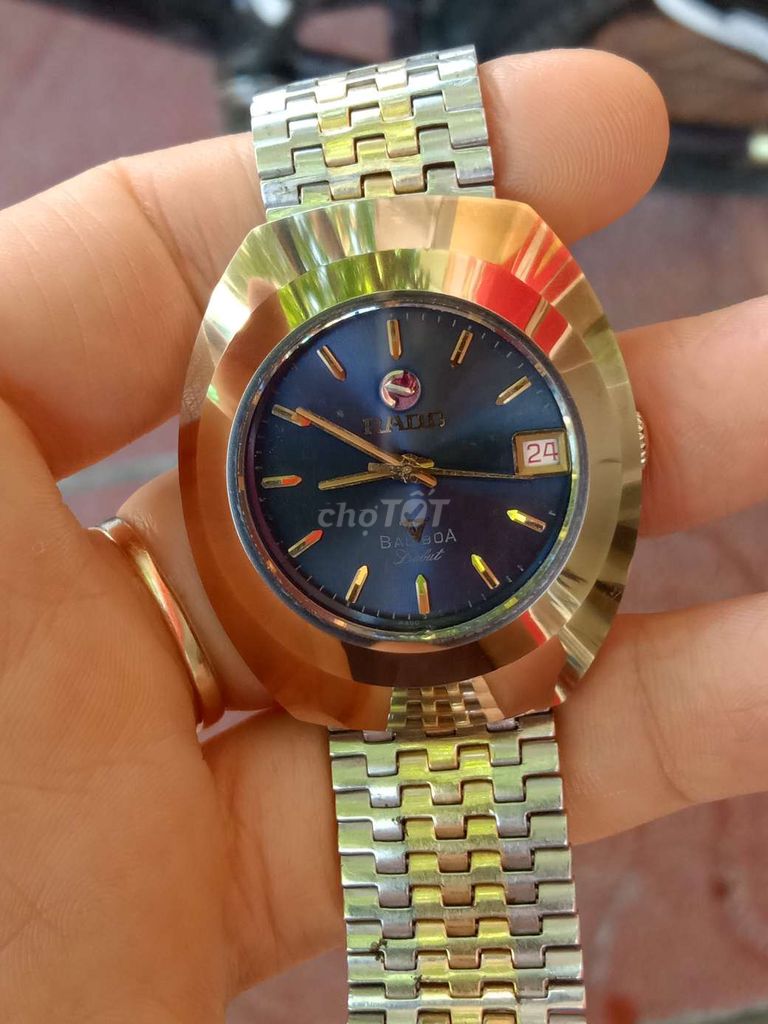 Đồng hồ Rado vỏ đá Nam Thụy Sỹ. Mua bán Đồng hồ tại Thành phố Thái Bình Thái Bình được đăng bởi Phạm Thu hình 1