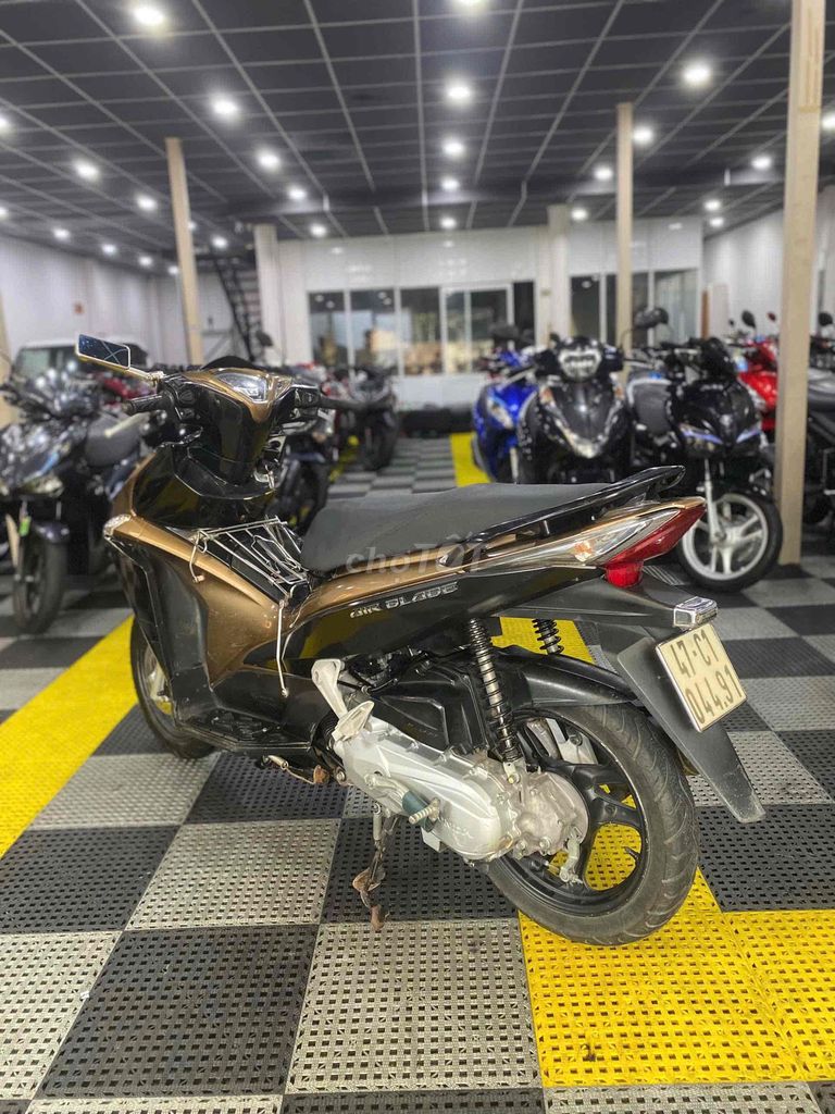 Ab đẹp, máy êm thì thẩm bao vọt. Mua bán Xe máy tại Quận 8 Tp Hồ Chí Minh được đăng bởi Quân  hình 2