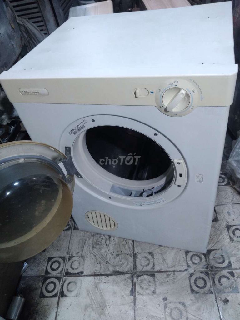 Máy sấy quần áo Electrolux 6kg Trắng Thông hơi. Mua bán Máy giặt tại Quận 8 Tp Hồ Chí Minh được đăng bởi binh đong hình 1