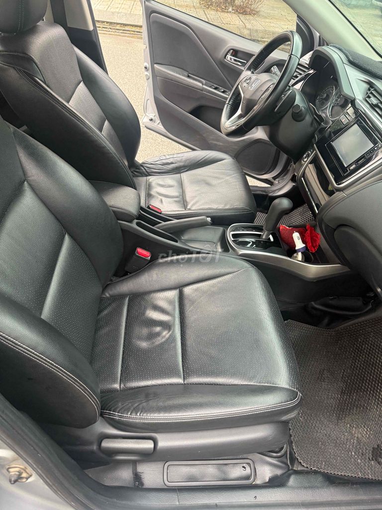 Honda City 2017 Top Bạc. Mua bán Ô tô tại Thành phố Tam Kỳ Quảng Nam được đăng bởi NGỌC Ô TÔ CŨ QUẢNG NAM hình 11