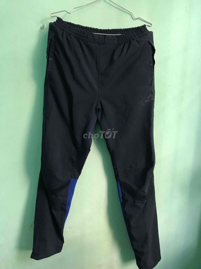 Quần thể thao Adidas Predator Nam size M. Mua bán Quần áo tại Thành phố Huế Thừa Thiên Huế được đăng bởi A Bảy hình 1
