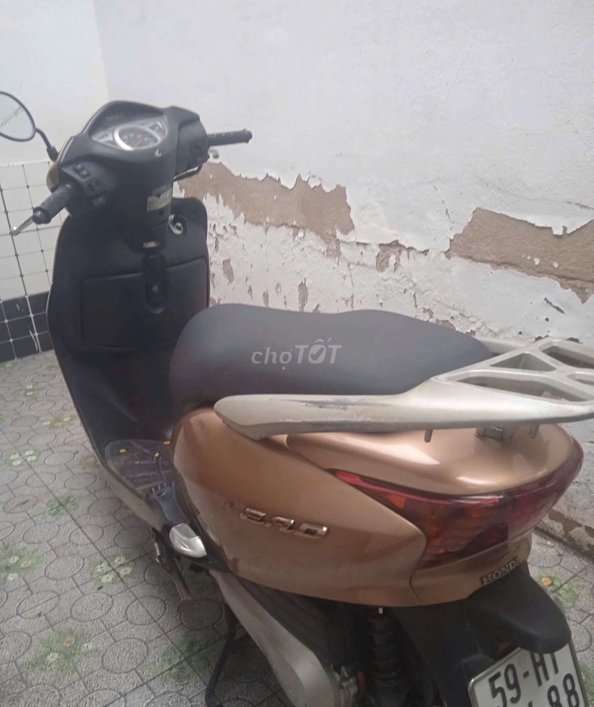 Honda Lead 2013 домашний скутер
