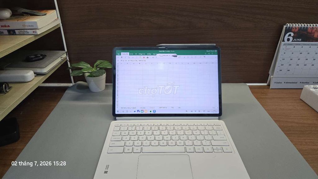 Lenovo Yoga Pad Pro AI FullBox phụ kiện 8/128. Mua bán Máy tính bảng tại Thành phố Thủ Đức Tp Hồ Chí Minh được đăng bởi Khiêm TabLet hình 1