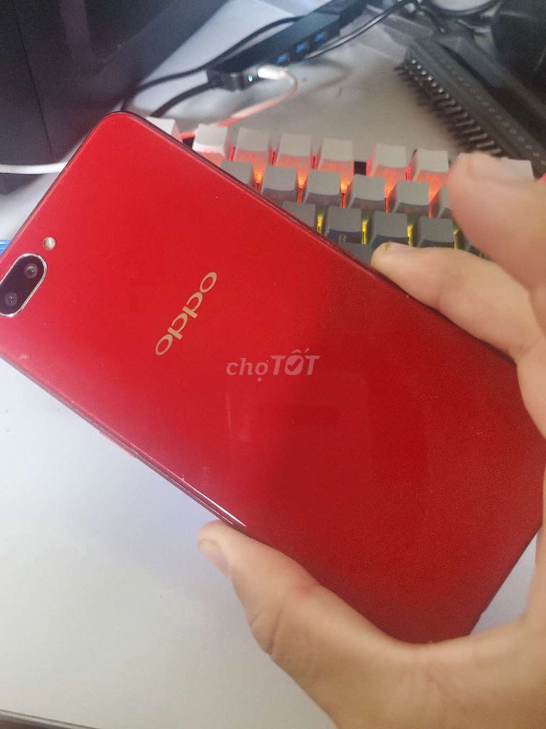 Oppo Đỏ Hư màn hình. Mua bán Điện thoại tại Huyện Ea Kar Đắk Lắk được đăng bởi Mạnh Mẽ Aba hình 1