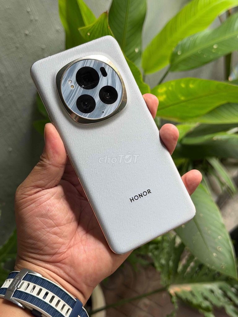 Cần bán hoặc giao lưu Honor Magic 6 Pro 12/256. Mua bán Điện thoại tại Thành phố Biên Hòa Đồng Nai được đăng bởi Việt hình 1