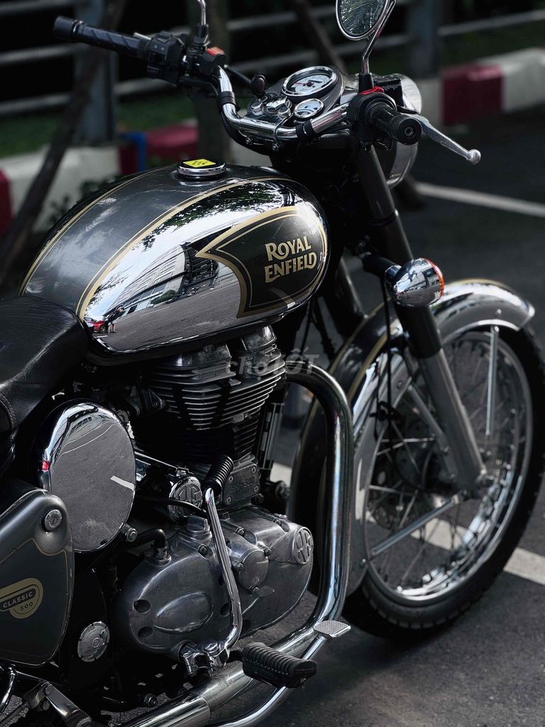 Royal Enfield RE Classic 500 Chrome bán giá tốt. Mua bán Xe máy tại Quận Gò Vấp Tp Hồ Chí Minh được đăng bởi Huỳnh Huy Hoà hình 9