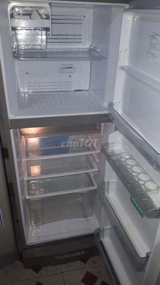 Tủ lạnh toshiba 200l không đóng tuyết
