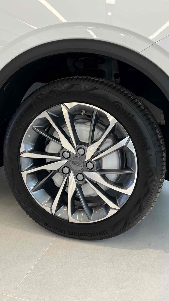 Geely Coolray Flagship chỉ từ 130🥔 nhận xe. Mua bán Ô tô tại Quận 5 Tp Hồ Chí Minh được đăng bởi Đăng Geely Tân Phú hình 5