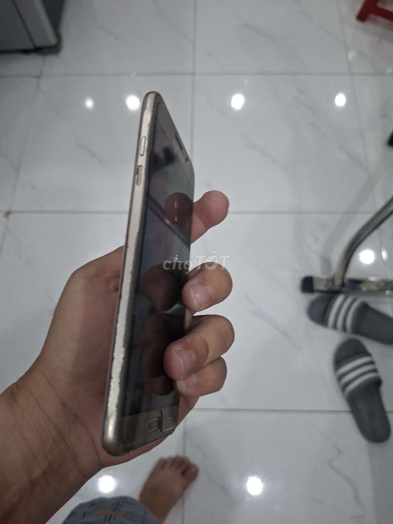 Samsung J7 Vàng đồng. Mua bán Điện thoại tại Thành phố Dĩ An Bình Dương được đăng bởi Khang  hình 1