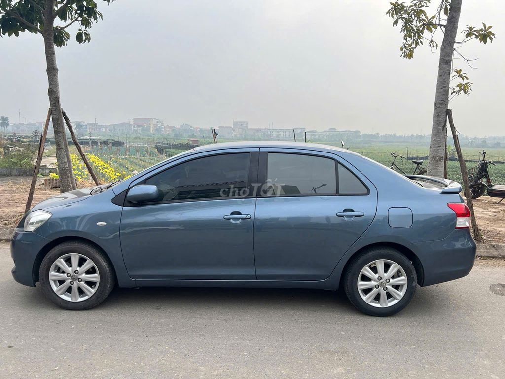 Toyota Yaris 2010 Xanh