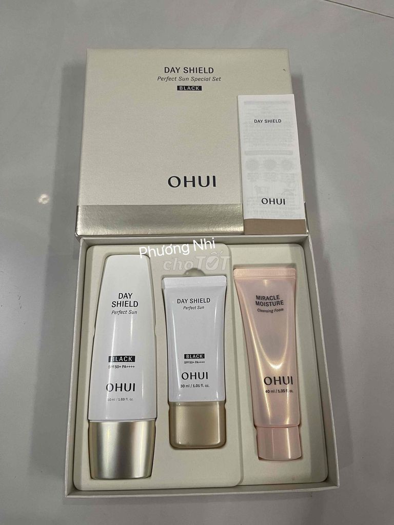 Kem chống nắng OHUI Day Shield Perfect Sun Black. Mua bán Phụ kiện thời trang khác tại Thành phố Sóc Trăng Sóc Trăng được đăng bởi Phương Nhi hình 1