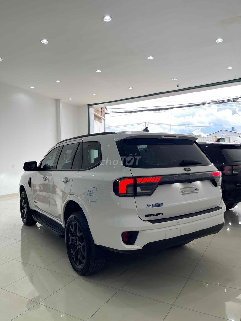 Ford Everest 2022 Sport 2.0L AT 4x2 - 21000 km. Mua bán Ô tô tại Quận 12 Tp Hồ Chí Minh được đăng bởi Nguyễn Thanh Bình hình 8