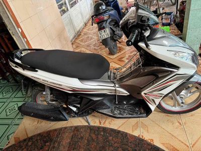 xe máy zin e cần ra đi ạ. Mua bán Xe máy tại Thành phố Long Xuyên An Giang được đăng bởi Hoàng Nhã