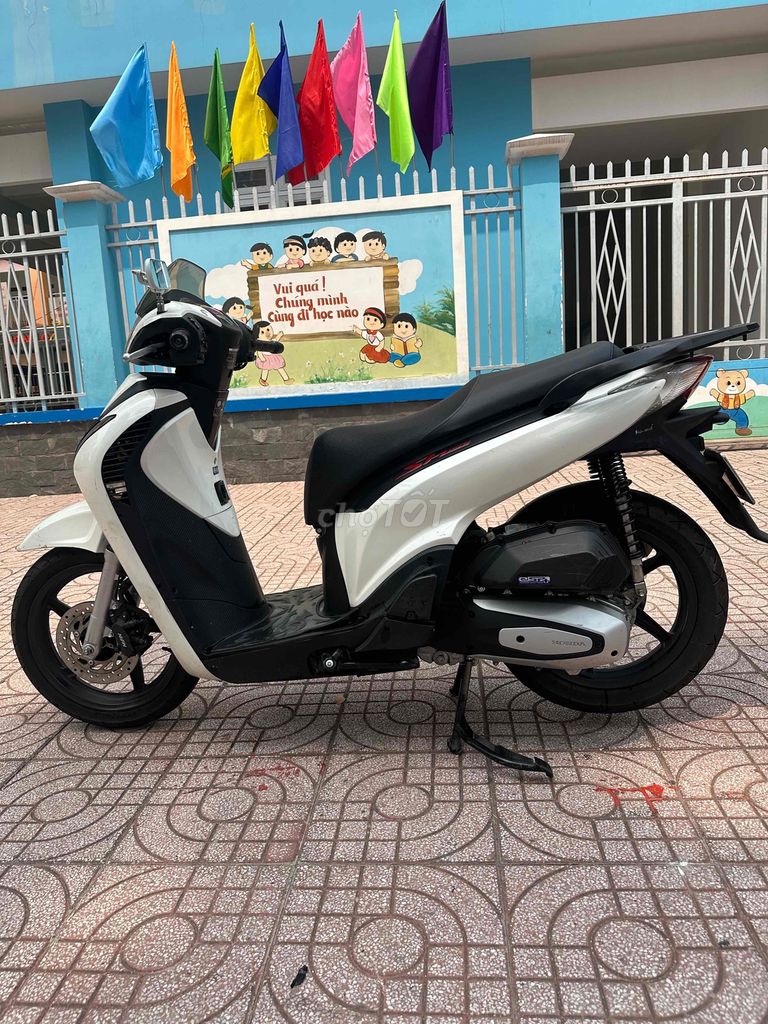 sh 150-2022 biển số 72