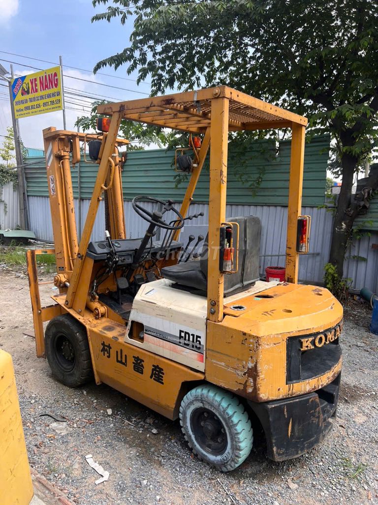 Xe nâng Komatsu 1,5Tấn