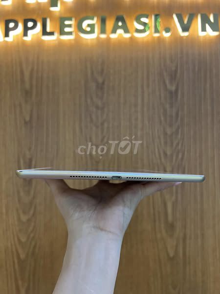 ipad air 2 16Gb xách tay Mỹ về. Mua bán Máy tính bảng tại Quận Gò Vấp Tp Hồ Chí Minh được đăng bởi Nguyễn Thị Thu Hiền hình 4