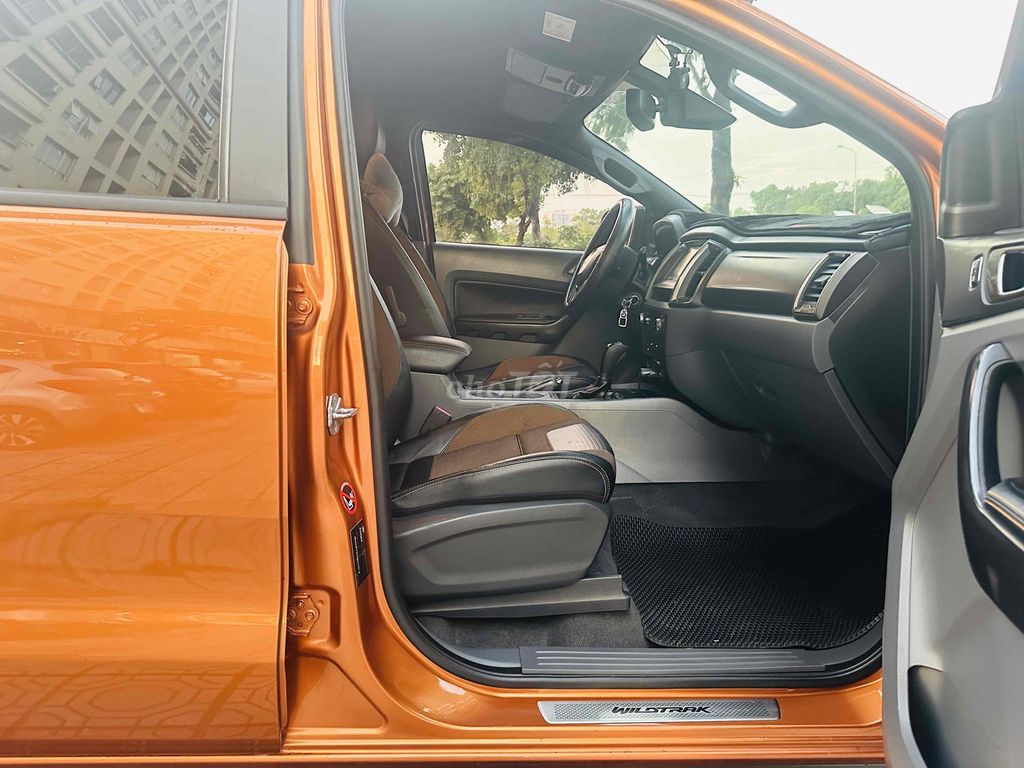 Ford Ranger 2015 Wildtrak 3.2 4x4 AT - 140000 km. Mua bán Ô tô tại Huyện Gia Lâm Hà Nội được đăng bởi Nguyễn Xuân Nam hình 6