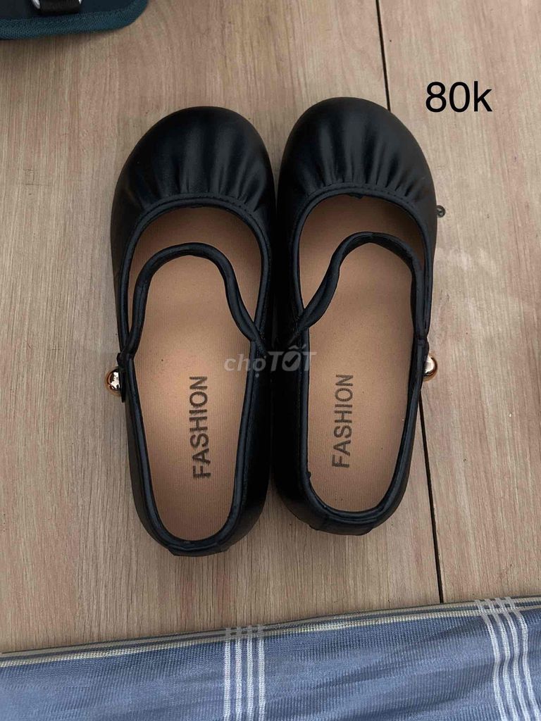 Dép nữ Đen size 36-37. Mua bán Giày dép tại Thành phố Đồng Xoài Bình Phước được đăng bởi Laiii hình 1