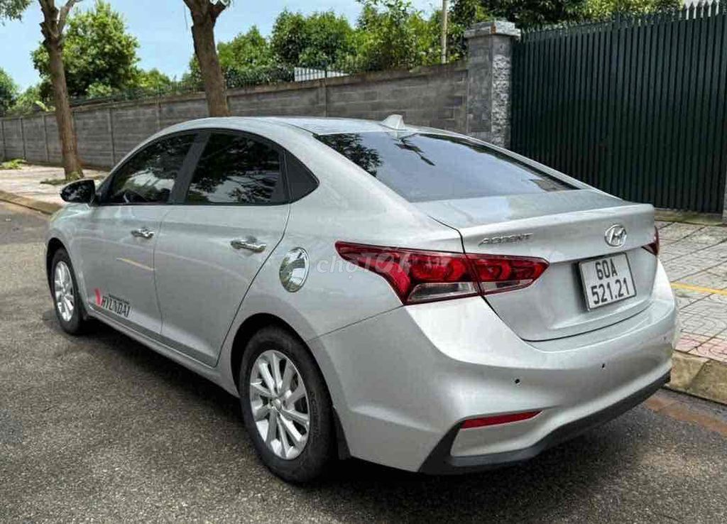 Hyundai Accent 2018 Bạc Số tự động. Mua bán Ô tô tại Thành phố Long Khánh Đồng Nai được đăng bởi Cửa Hàng Xe Máy Thái Phong hình 6