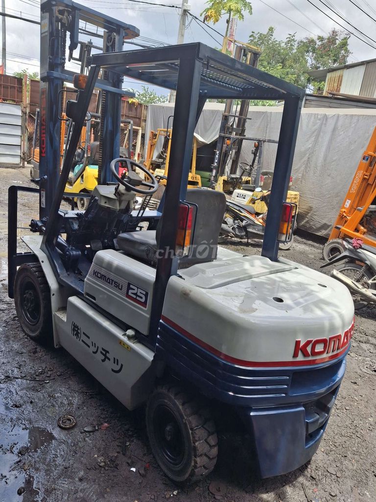 Kumatsu 2t5 std may dau cao 4m. Mua bán Phương tiện khác tại Quận Bình Tân Tp Hồ Chí Minh được đăng bởi A Nương hình 4