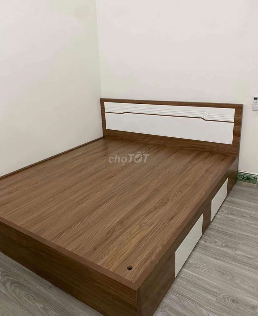 GIƯỜNG GỖ CÔNG NGHIỆP MDF 1M8*2M CÓ HỘP KÉO