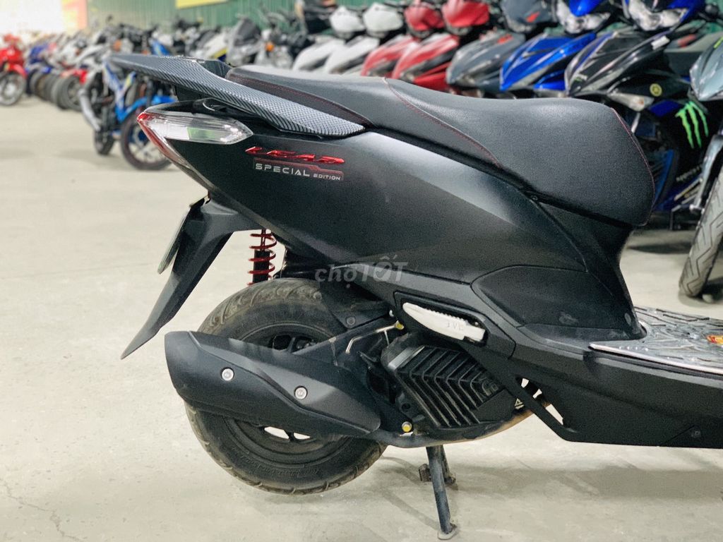 XEMÁYTHANHTÙNG_LEAD 125 ĐEN NHÁM 4VAL ĐÈN LED 2024. Mua bán Xe máy tại Quận Nam Từ Liêm Hà Nội được đăng bởi THANH TÙNG hình 3