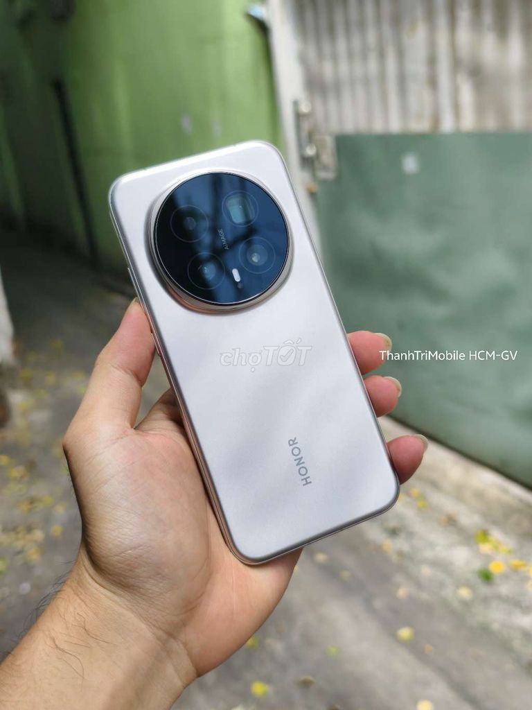 Honor Magic 8 Pro 16GB/512GB Vàng. Mua bán Điện thoại tại Quận Gò Vấp Tp Hồ Chí Minh được đăng bởi Thanh Tri hình 1