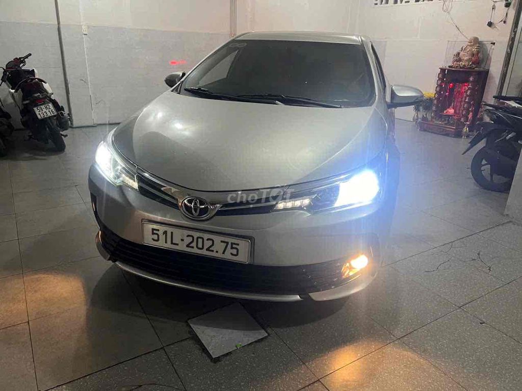 Toyota Corolla Altis 2018 1.8G CVT - 114000 km. Mua bán Ô tô tại Quận 11 Tp Hồ Chí Minh được đăng bởi Bui Cuong  hình 1