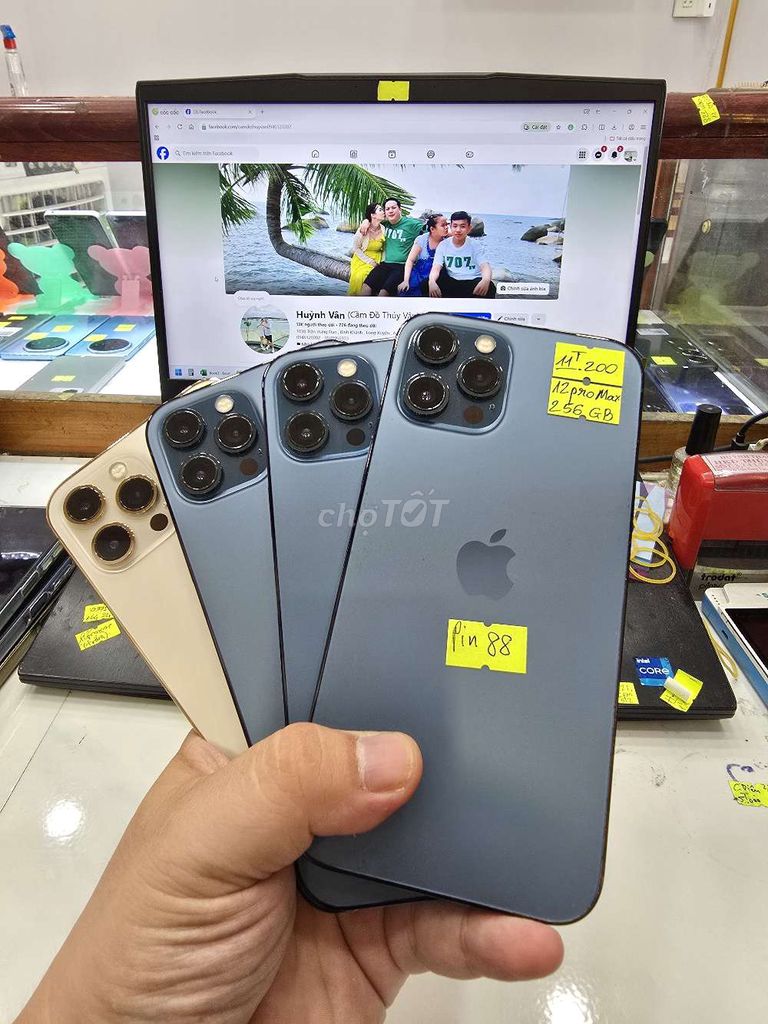 Iphone 12 Pro Max 128GB - 256GB - Zin Không Spa. Mua bán Điện thoại tại Thành phố Long Xuyên An Giang được đăng bởi Facebook Cầm Đồ Thúy Vân hình 1