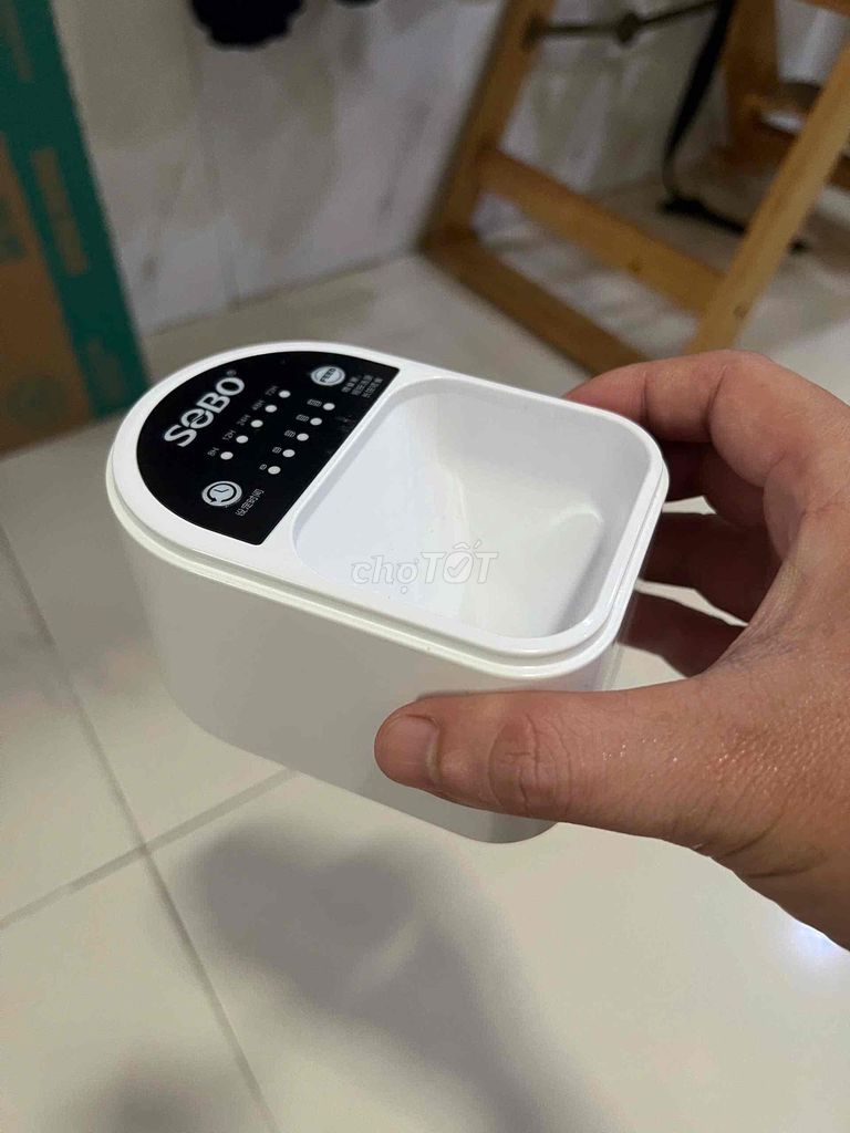 Máy cho cá ăn tự động Sobo Trắng đã qua sử dụng. Mua bán Phụ kiện, Thức ăn, Dịch vụ tại Quận 8 Tp Hồ Chí Minh được đăng bởi Đen House hình 1