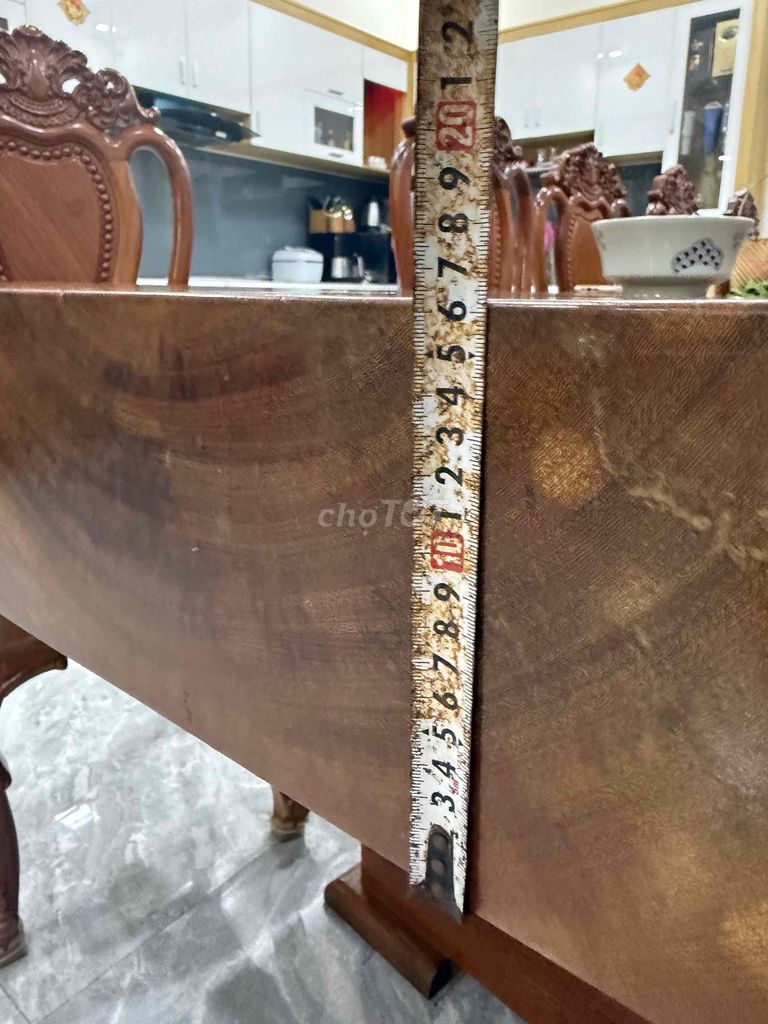 Bộ bàn ghế ăn Gỗ Cổ điển Nâu 12 ghế. Mua bán Bàn ghế tại Thành phố Bà Rịa Bà Rịa - Vũng Tàu được đăng bởi thành hình 1