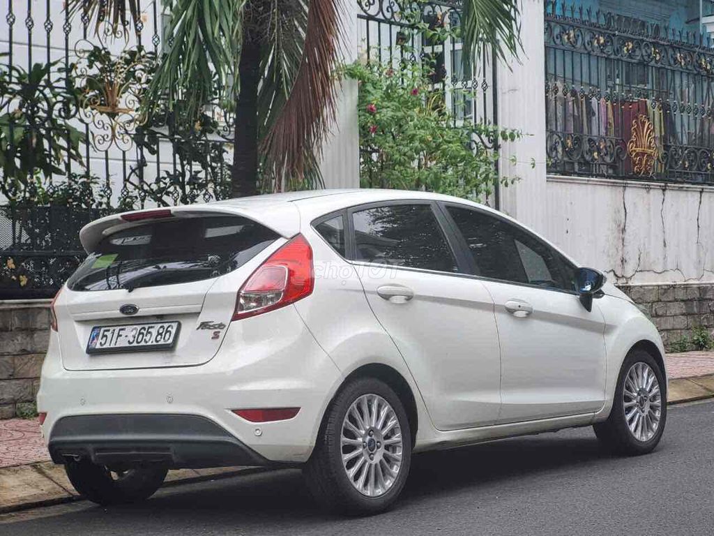 Ford Fiesta S,  2015 1.5 AT Sport bstp,chính chủ