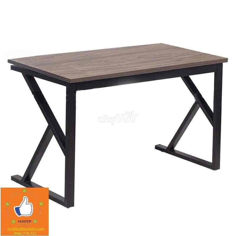 Bàn làm việc gỗ kim loại. Mua bán Bàn ghế tại Quận Hồng Bàng Hải Phòng được đăng bởi Quốc Nhân hình 1