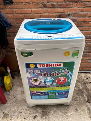 Máy giặt Toshiba 8,2 ký lồng đứng inox